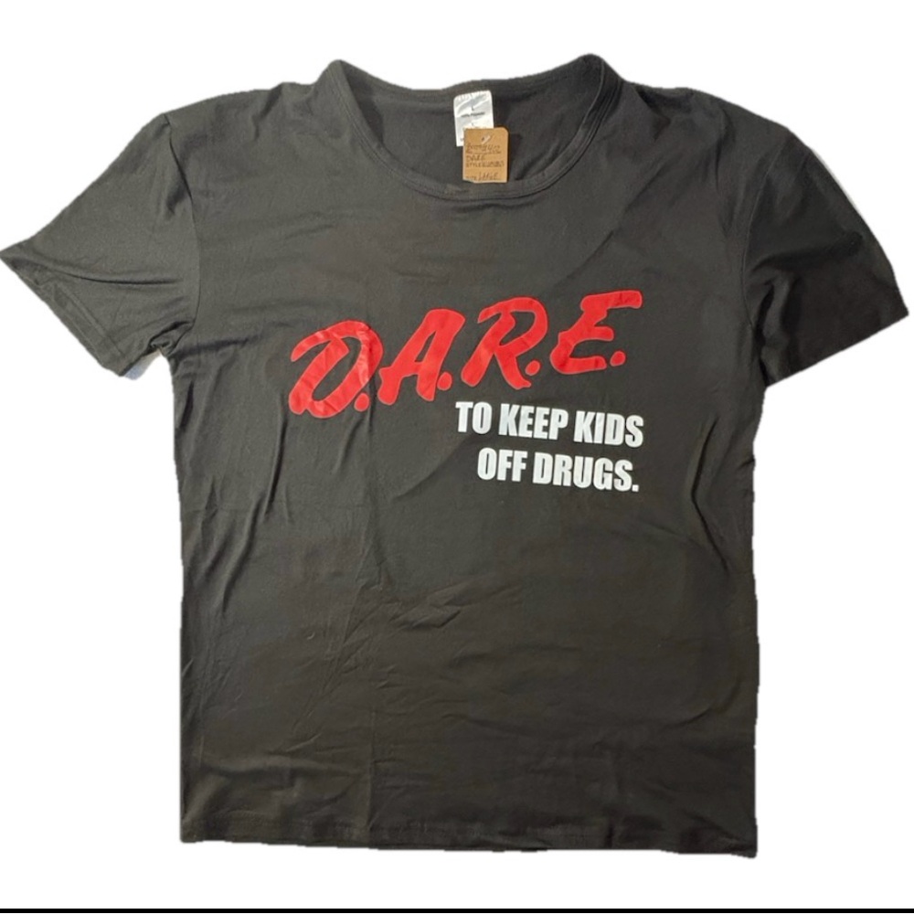 New Dare to keep kids off drugs vintage style tshirt